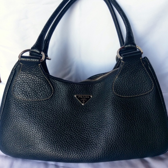 prada daino hobo shoulder bag